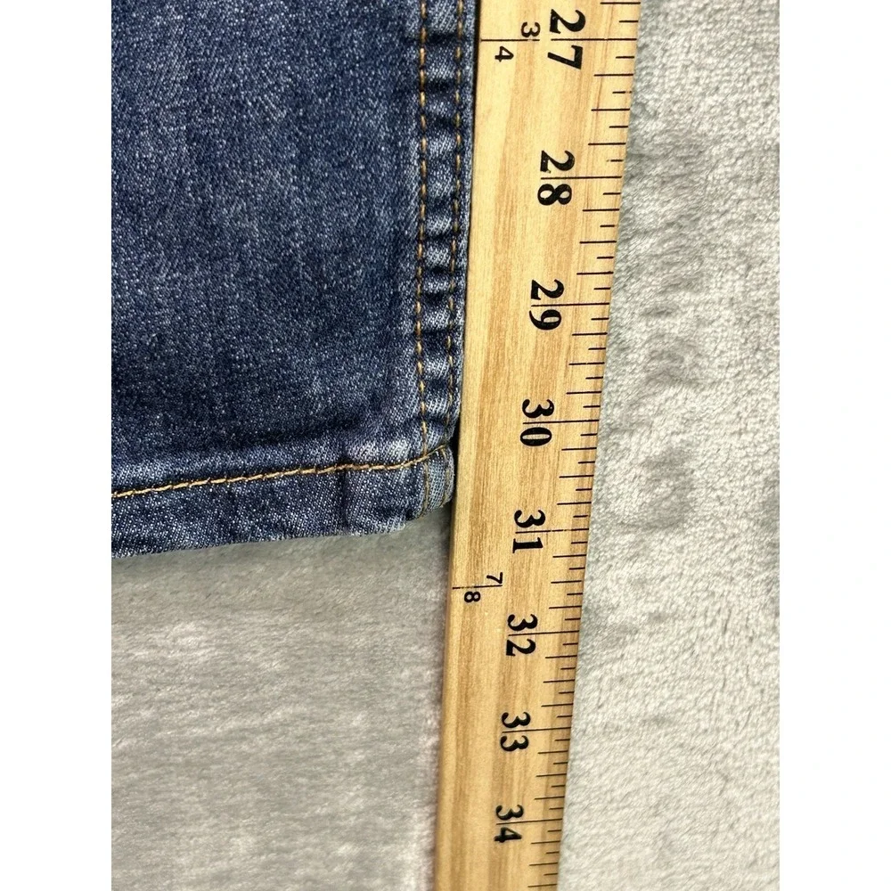 Levis these levi